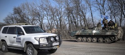 Украинские боевики обстреляли из гранатомета автомобиль официальных наблюдателей СЦКК - «Новороссия»