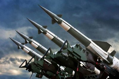 Украинский политолог: Через пару лет ракеты НАТО будут стоять в Харькове - «Новороссия»