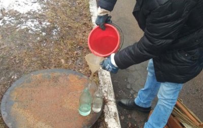 Укрзализныцю обвинили в сбросе нефтепродуктов в канализацию Киева - «Украина»