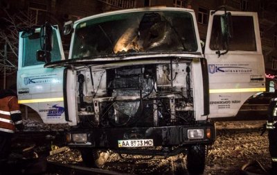 В центре Киева горел грузовик Киевавтодора - «Украина»