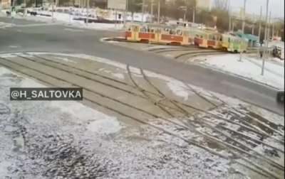 В Харькове столкнулись трамваи - (видео)