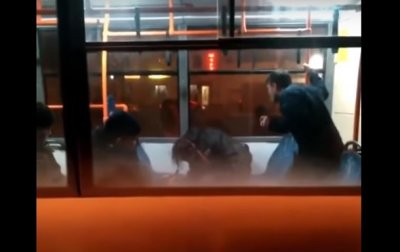 В Одессе уволили водителя троллейбуса за избиение паcсажира - (видео)