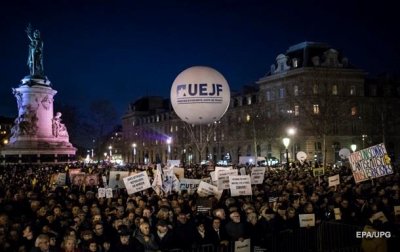 Во Франции прошли акции против антисемитизма - (видео)
