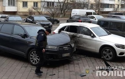 Появилось видео момента подрыва авто в Киеве - «Украина»