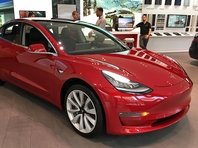 Tesla начала продавать самую дешевую версию Model 3 за обещанные Маском 35 тыс. долларов - «Автоновости»