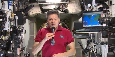Космонавт Кононенко с борта МКС поздравил всех женщин с 8 марта