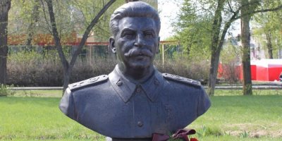 Мэрия Новосибирска согласовала установку бюста Сталина к 9 мая