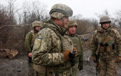На Донбассе прошли учения с боевой стрельбой - (видео)