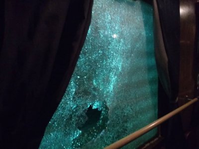 На Украине неизвестные забросали камнями пассажирский поезд - «Новороссия»