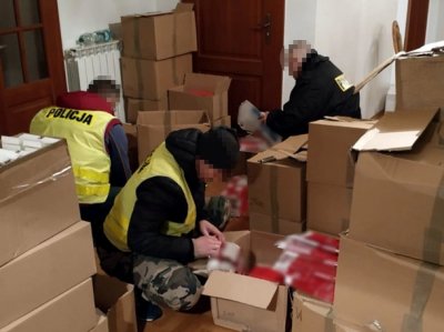 Полиция Польши задержала украинских гастарбайтеров, занимавшихся производством контрафактных сигарет - «Новороссия»