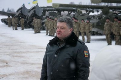Порошенко пообещал заставить Россию согласиться на ввод миротворцев в Донбасс - «Новороссия»