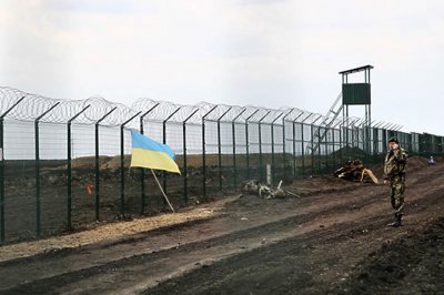 Украина потратит на возобновление строительства стены на границе с РФ почти полмиллиарда гривен - «Новороссия»
