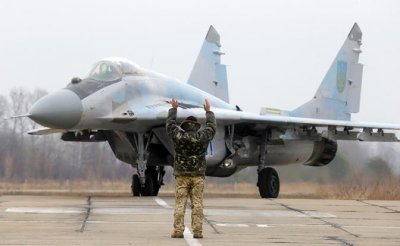 Украинские МиГ-29 и Су-25 над Азовом: «Готовились грохнуться с боеприпасами на Россию» - «Военные действия»