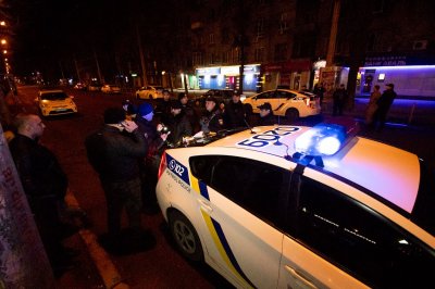 В Днепропетровские пьяные хулиганы напали на инкассаторов - «Новороссия»