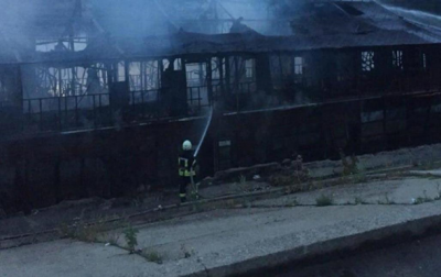 В Киеве сгорела баржа - «Украина»