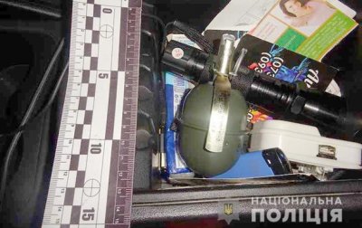 В Киеве в салоне автомобиля обнаружили гранату - «Украина»