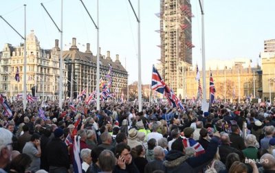 В Лондоне сторонники Brexit вышли на протест - (видео)