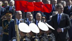 Какой там Крым? Не по карману - «Общество»