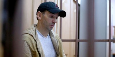 Абызов пытался снять деньги со счета перед наложением на него ареста