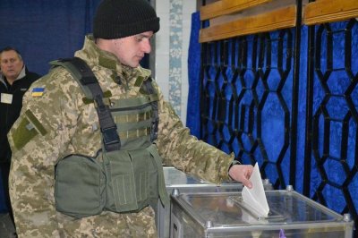 ЦИК Украины рассказала о том, как проголосовали ВСУ в Донбассе - «Новороссия»