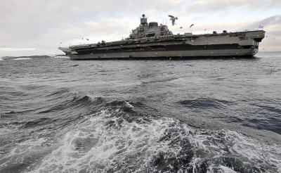Матросам деньги не нужны: Шойгу не считает походы кораблей ВМФ в Сирию боевыми - «Военные действия»