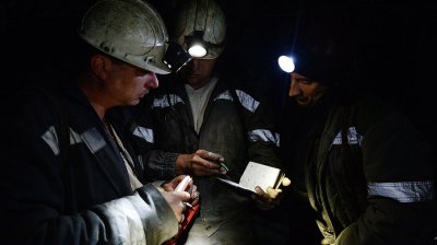 Под завалами на взорвавшейся шахте в ЛНР остаются 14 человек - «Новороссия»