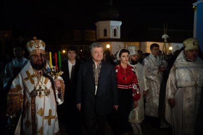 Порошенко посетил пасхальные богослужения раскольников и униатов - «Новороссия»
