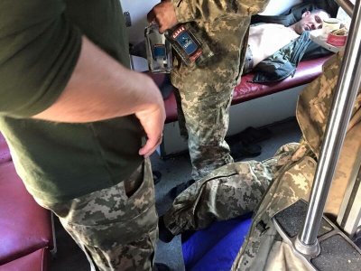 Пьяный сержант ВСУ подорвал гранатой мирного жителя села под Мариуполем - «Новороссия»