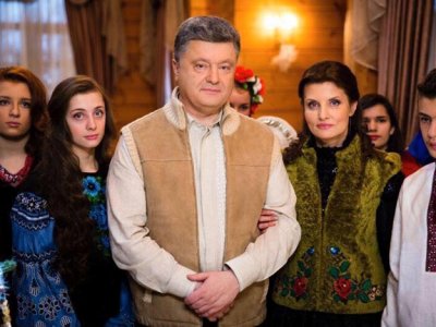 Украинские СМИ сообщили подставные имена семьи Порошенко для выезда из страны - «Новороссия»