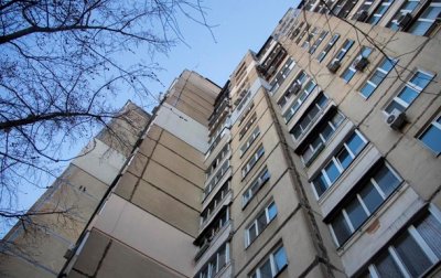 В Киеве мужчина выбросился из окна 12 этажа - «Украина»