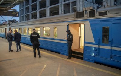В Киеве в электричке обнаружили мертвого мужчину - «Украина»