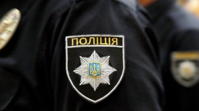 В оккупированном Лисичанске полицейский сломал палец снимавшему его на мобильный телефон мужчине - «Новороссия»