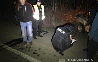 В Ровенской области пьяный водитель травмировал двух полицейских - (видео)