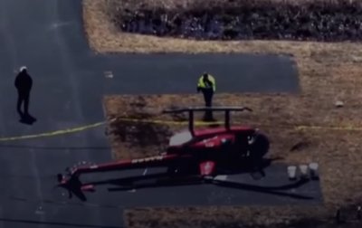 В США вертолет сдуло ветром - (видео)