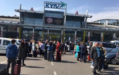 В Киеве "минируют" аэропорт второй раз за неделю - «Украина»