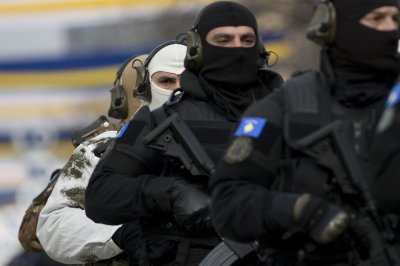 Албанский спецназ избил российского сотрудника ООН в Косово - «Новороссия»