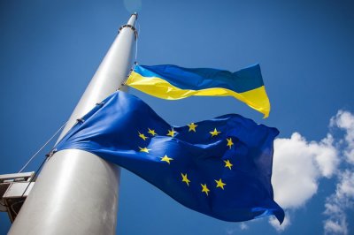 ЕС назвал условия выделения Украине макрофинансовой помощи - «Новороссия»