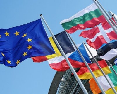 ЕС нейтрально отреагировал на роспуск Верховной рады Зеленским - «Новороссия»