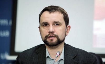Нацист Вятрович заявил о нарушении Зеленским Конституции страны - «Новороссия»