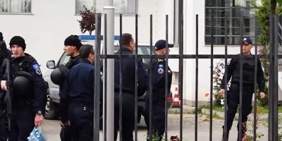 Пострадавшего в Косово россиянина удалось вывезти в больницу Белграда