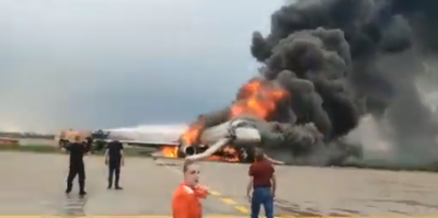 Появилось новое видео горящего SSJ-100 в Шереметьево