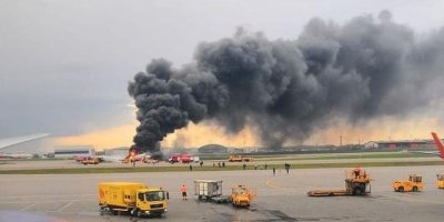 СК показал видео с места авиакатастрофы в Шереметьево и назвал версии ЧП
