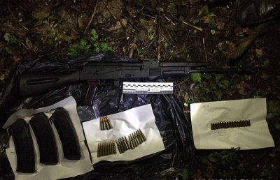 В Донбассе местный житель обнаружил тайник с оружием и боеприпасами - «Новороссия»