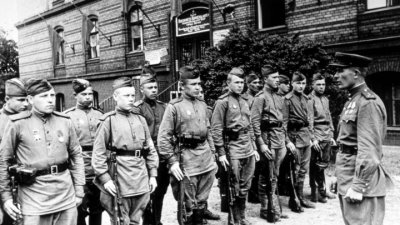 В Германии неизвестные осквернили могилы советских воинов - «Новороссия»