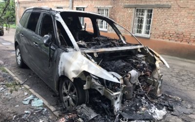 В Киеве сожгли авто главреда одного из телеканалов - «Украина»