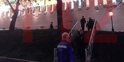 В туалете возле Кремля найдено тело полицейского с огнестрельными ранениями