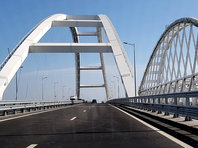 Превысивший скорость на Крымском мосту водитель разогнался до рекордных 243 км/ч - «Автоновости»