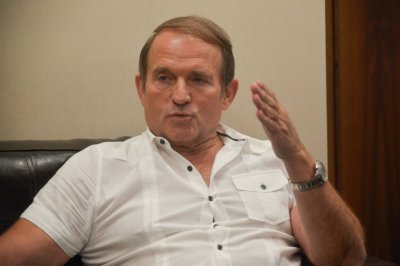 Медведчук заявил, что ведет переговоры об освобождении пленных, а не их обмене - «Новороссия»