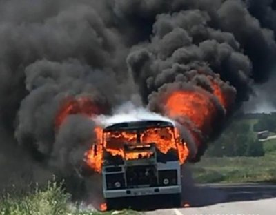 Под Полтавой на ходу загорелся пассажирский автобус - «Новороссия»