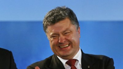Пресс-секретарь Порошенко обвинил Зеленского в плагиате - «Новороссия»